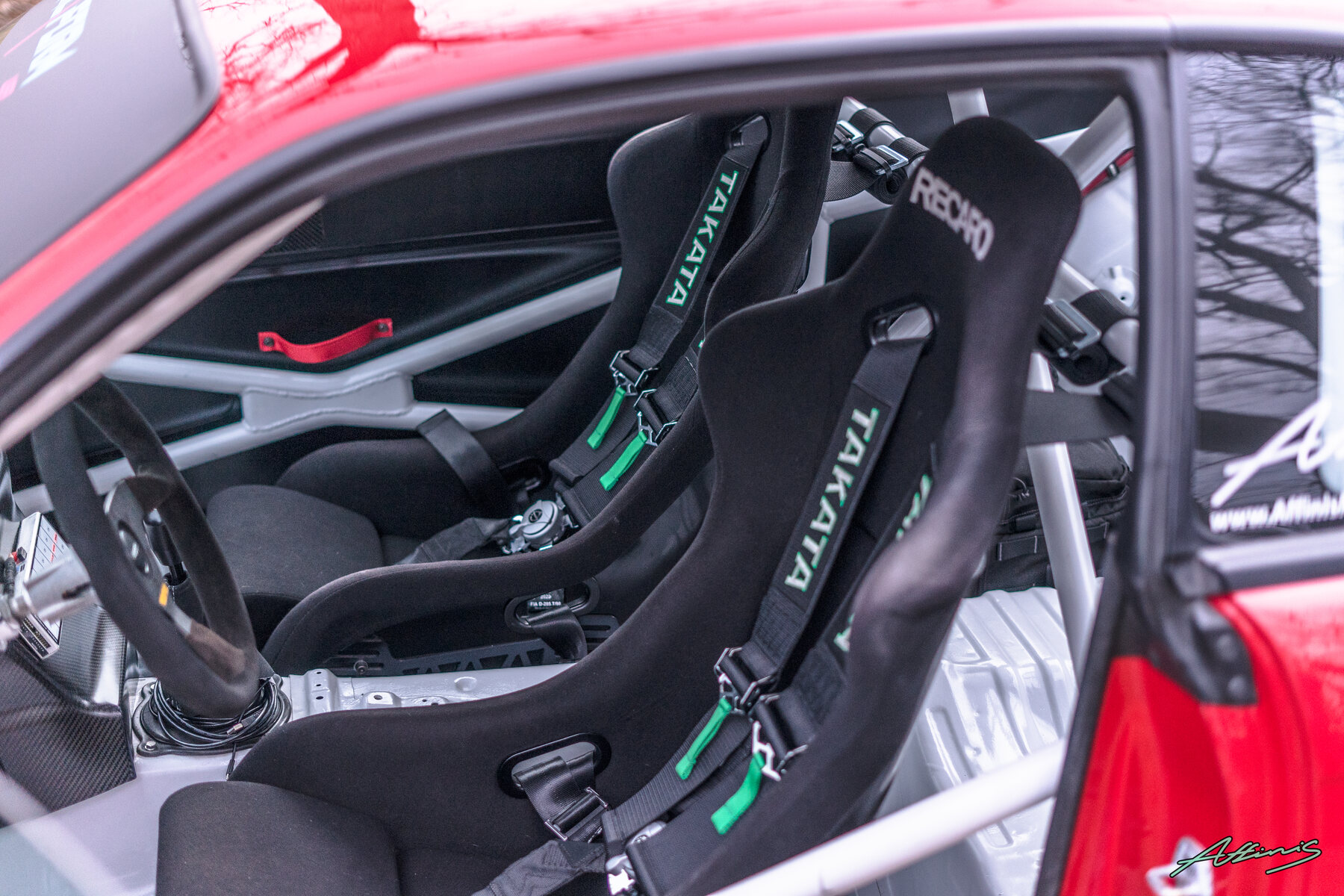 Roll cage